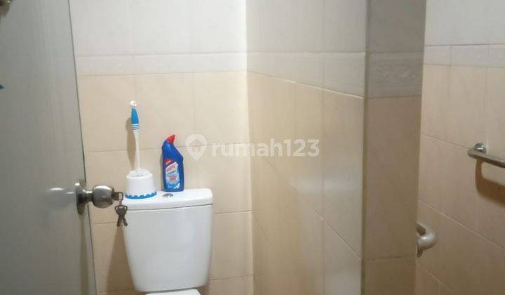 Rumah Kontrakan Bagus Semi Furnished SHM di Pantai Indah Kapuk, Jakarta Utara 2