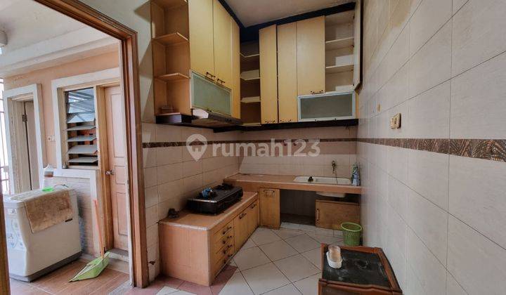 Rumah 2 Lantai Bagus Semi Furnished SHM di Pantai Indah Kapuk, Jakarta Utara 1