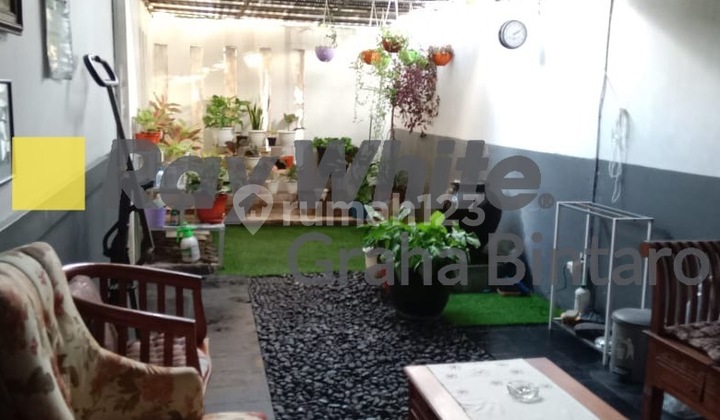 Rumah Hoek 2 Lantai Kondisi Bagus di Puri Bintaro Rumah Hoek 2 Lantai Kondisi Bagus di Puri Bintaro