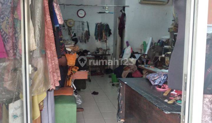 Toko 1 Lantai Di Dekat Pintu Masuk Pasar Di Graha Raya 2