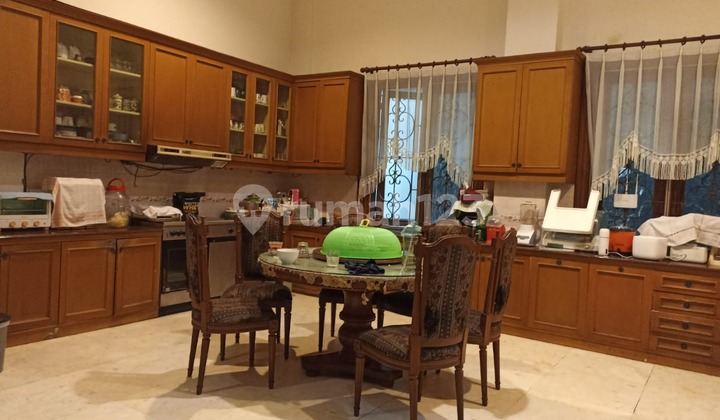 Rumah Sangat Luas 2 Lantai dan Basement di Kucica Bintaro Jaya Rumah Sangat Luas 2 Lantai dan Basement di Kucica Bintaro Jaya