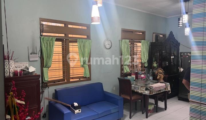 Rumah 1 Lantai Di Dalam Gang Muat 1 Mobil di Cipinang Cempedak Cawang Jakarta Timur