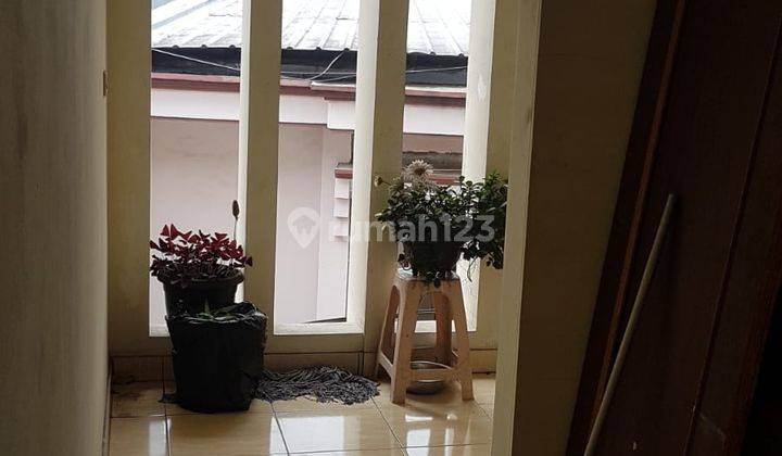 Rumah Kos 3 Lantai Siap Pakai Di Gandaria 1