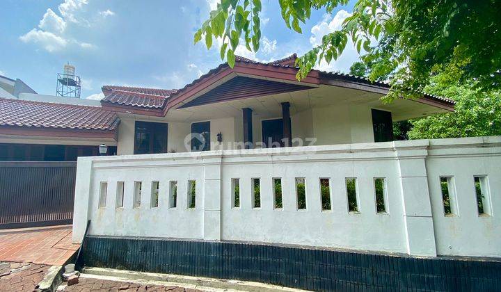 Rumah Mewah Modern 3 Lantai Bintaro Jakarta Selatan 2