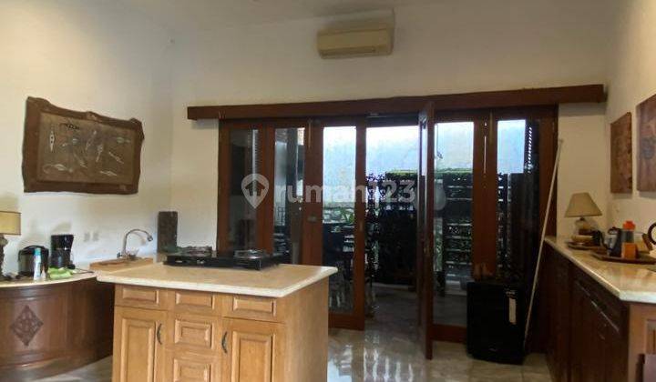 A Tropical Modern Bali Style Home, Located In Bali View Cirendeu Raya, South Tangerang 6