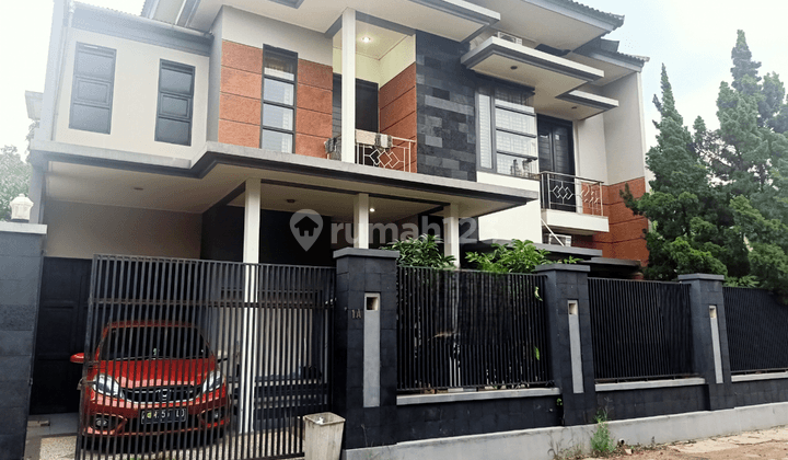 Dijual Rumah Antapani Full Furnish Strategis Bandung SHM 2 Lantai 1