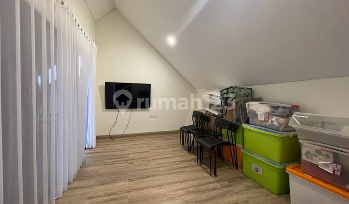 FOR SALE HOUSE IN LEONORA CLUSTER, GADING SERPONG, TANGERANG 2