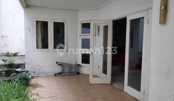 For Sale Ready-to-Occupy House on Jl Pare Griya Loka Bsd 1.6, South Tangerang 2