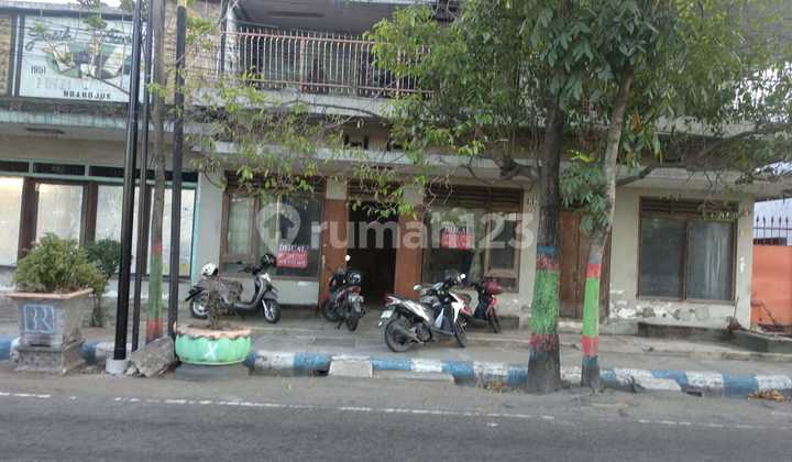 Tanah dan Bangunan Bekas Pabrik Lokasi Strategis di Nganjuk, Jawa Timur