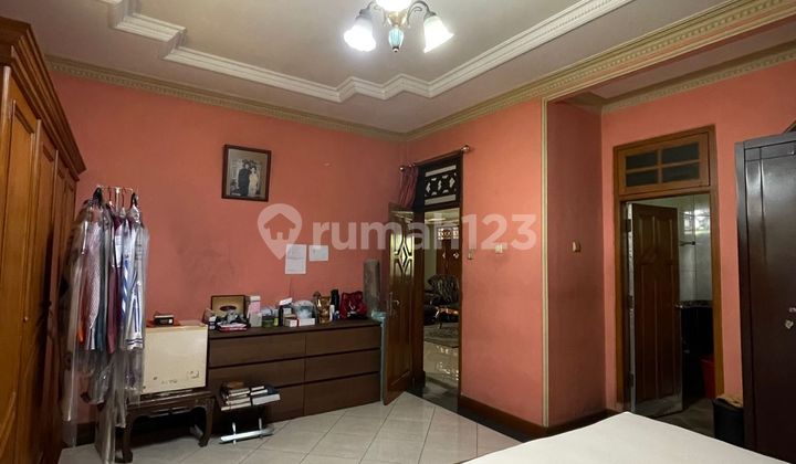 Rumah Besar Di Cikini, Bintaro Sek. 7, Tangerang Selatan Rumah Besar Di Cikini, Bintaro Sek. 7, Tangerang Selatan