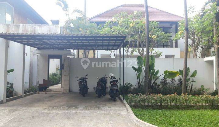 Rumah Rasa Villa With Pool Isen International Living  2