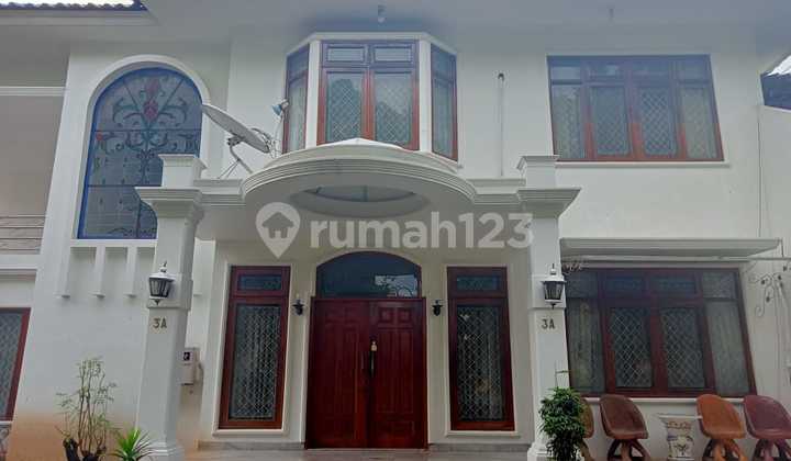 Rumah Mewah One Gate System di Mampang