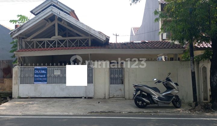 Rumah Di Kalibata, Cocok Untuk Investasi, Selangkah Ke Pusat Kota, Dekat Stasiun, Strategis, Akses 2 Mobil, Dilewati Mikro Trans, Bebas Banjir!