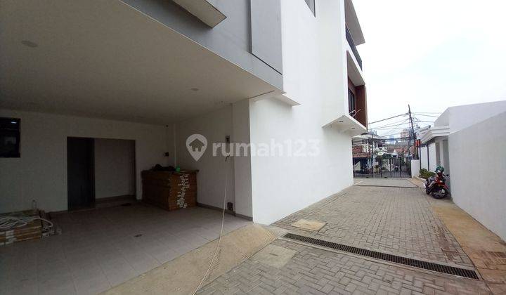 Best Price! Rumah Baru Cluster 3,5 Lt Shm Di Menteng 2