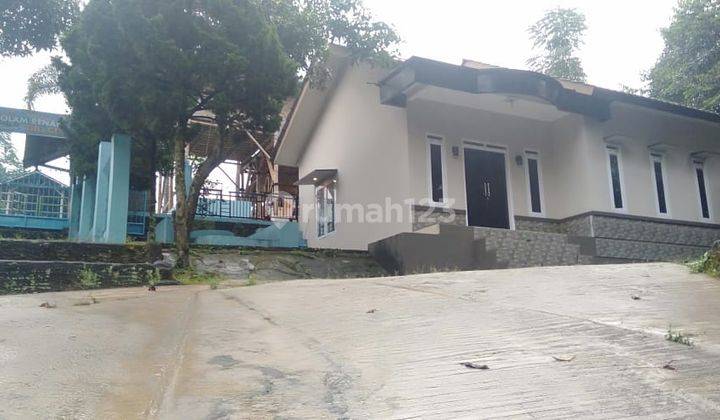 Rumah Komersil Plus Kolam Renang di Ujung Berung Bandung 2