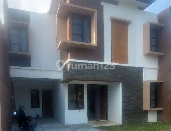 Rumah Cluster Elite, Dua Lantai, Siap Huni Di Demangan, Maguwo 1