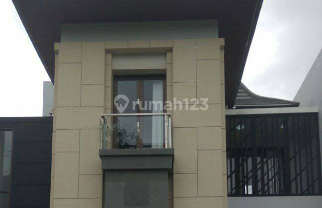 Townhouse Premium 2 Lantai Jl. Laksda Adisucipto Dekat Bandara 1