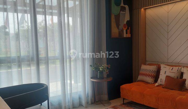 Strozzi Symphonia Rumah Mewah Attic Keren di Gading Serpong 2