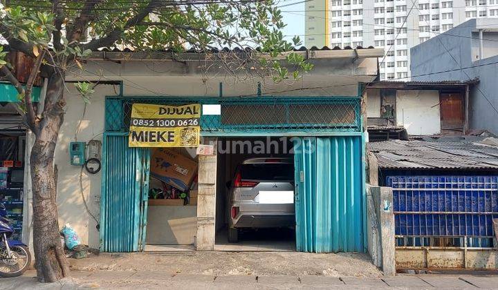 Dijual Rumah SHM Posisi Pinggir Jalan di Pademangan Jakarta Utara 1