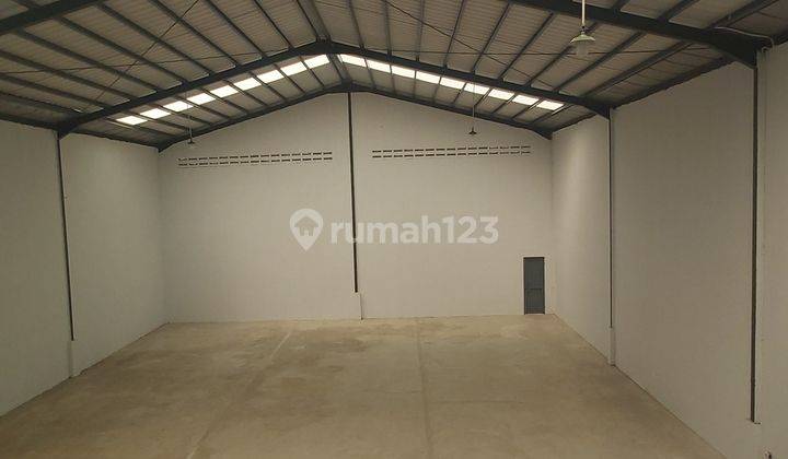 Gudang Baru Luxima Bizhub tipe 12x30 Daerah Dadap Tangerang  2