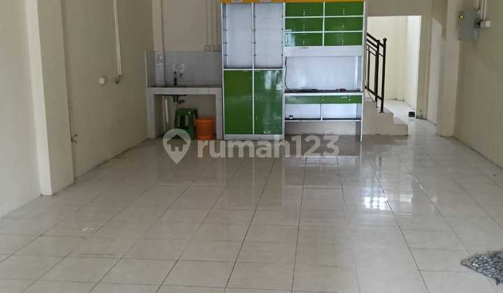 Two-story shop house at Jl. A Yani Kedungsari, North Magelang, Magelang City, Central Java, Indonesia, 56114, North Magelang 90.0 m² Unfurnished SHM (Certificate of Freehold Title)