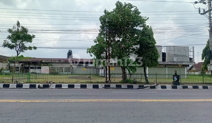 Land and Building 8634M in Magelang City