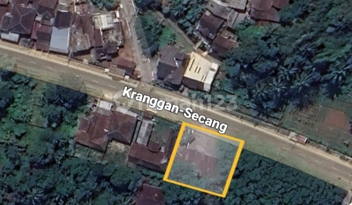 For Sale Freehold Land Along National Road Secang - Temanggung in Secang Magelang