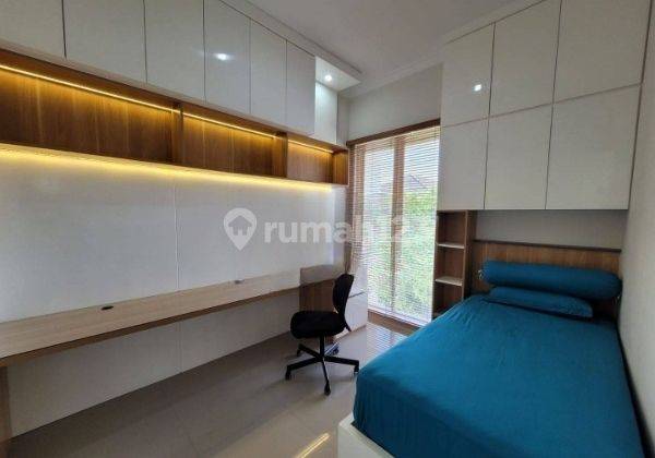 Rumah 2 Lantai Bagus Furnished Shm, Dekat Mall, Sma Tn, Akmil 2