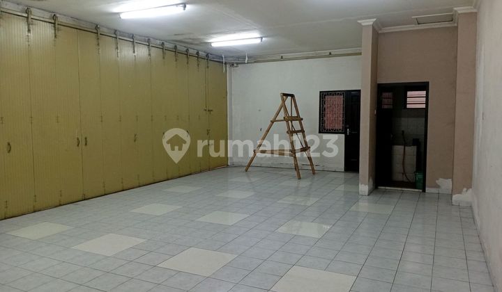 Shop house at Jl. A Yani No. 1, Jambewangi, Secang, Magelang, Central Java, Indonesia, 56195, North Magelang, 600.0 m², Unfurnished, SHM (Certificate of Ownership).