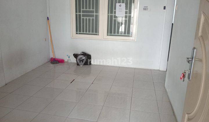 Rumah 2 Lantai Bagus Unfurnished SHM di Jalan Magelang Purworejo
, Magelang