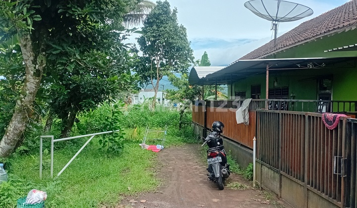 Land Area 595M2 and Building Price NJOP Near Untidar Campus Tuguran Boarding House Environment