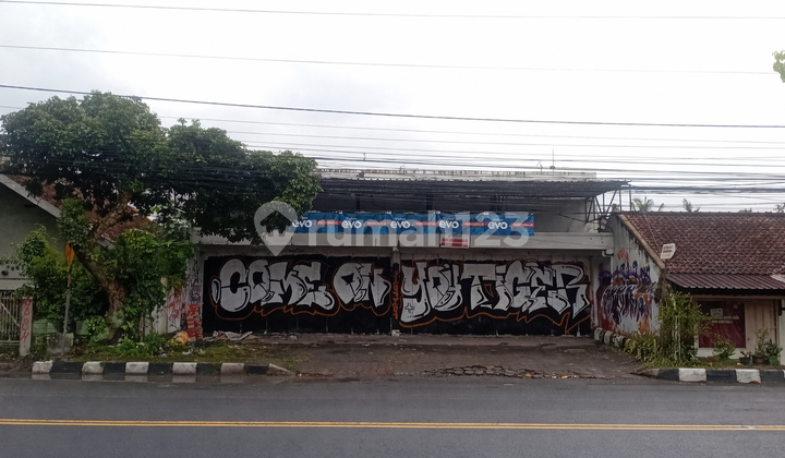 Bebas Banjir, SHM, Dekat Pusat Perbelanjaan, Siap Huni,