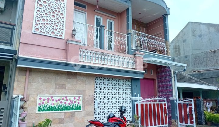 Rumah Bagus Shm 2lantai Dalam Perum 2