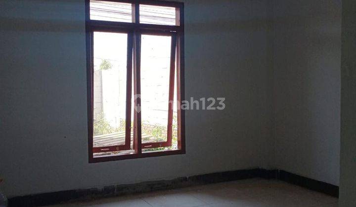 Rumah Bagus Unfurnished SHM Secang, Magelang 2