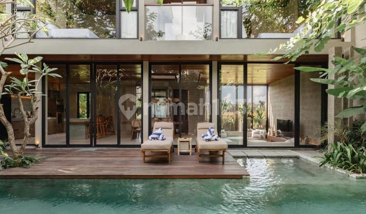 MODERN TROPIKAL VILLA DIJUAL PERERENAN JALAN KAKI KE ECHO BEACH