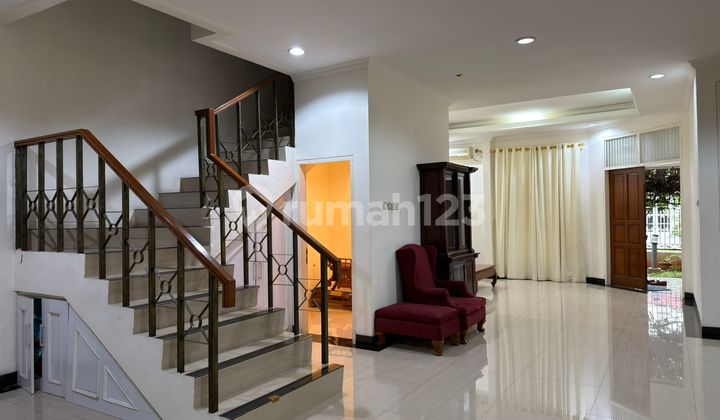For Rent. Nice House, Neat Ready to Occupied @Gading Kirana (Kelapa Gading) For Rent. Nice House, Neat Ready to Occupied @Gading Kirana (Kelapa Gading)