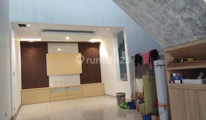 Disewakan Rumah Siap Huni Daerah Taman Modern 1