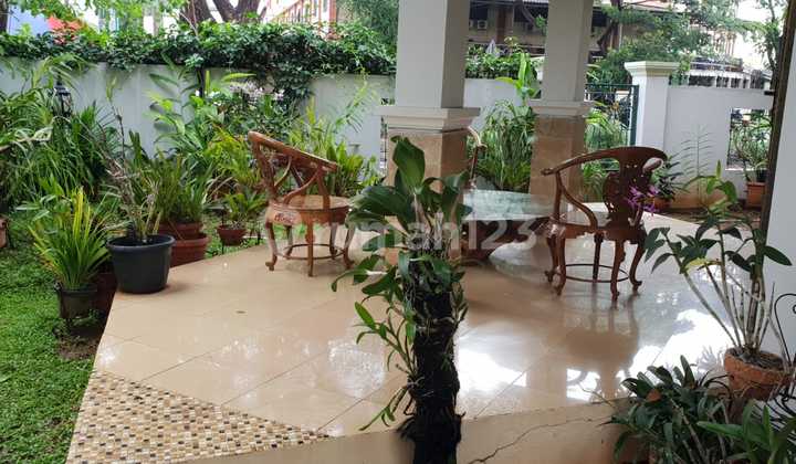 House on Corner Must Sell Fast. Ready to Occupy in Metland. Menteng Cakung. 1