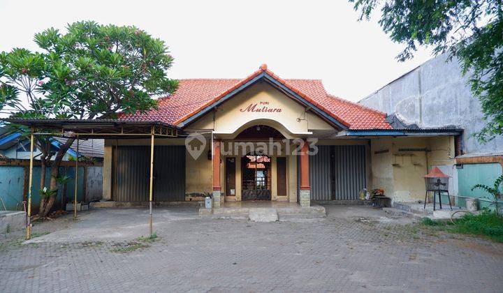 Gedung Ruang Usaha Serba Guna di Jalan Raya Kodau 1