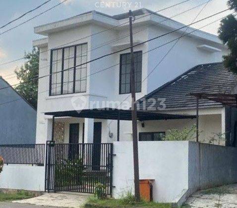 Rumah Cantik Luas Ada Taman Di Dekat Stasiun Sudimara 7460  1