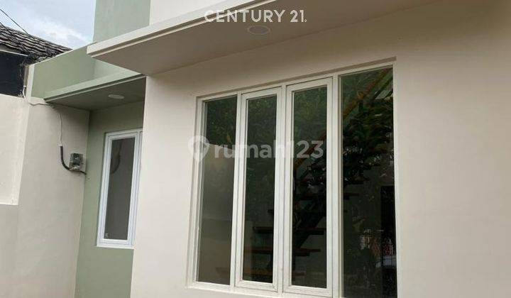 Rumah Renov Minimalis Di Graha Raya 8109 1