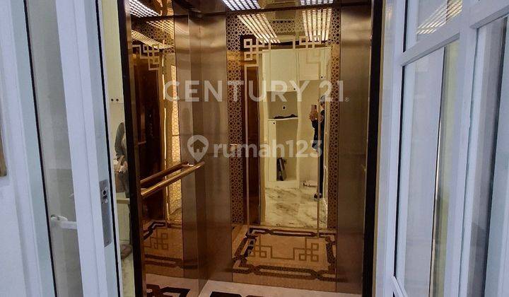 Rumah Luxury American Modern Classic Ada Lift Di Jaksel 7681 2