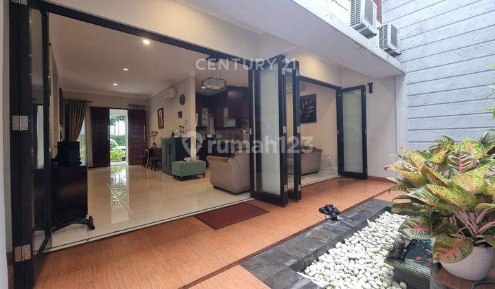 Dijual Rumah Furnished Terawat Lokasi Premium Graha Raya 8070 2