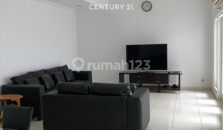 Rumah Sewa Tanah Luas Fully Furnished Dekat Pasar Modern BSD 5218 1