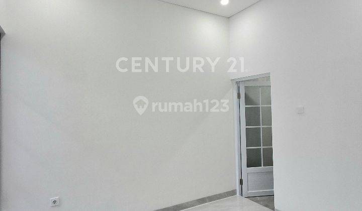 Rumah Modern Minimalis Tropis Di Graha Raya Bintaro 7555 2