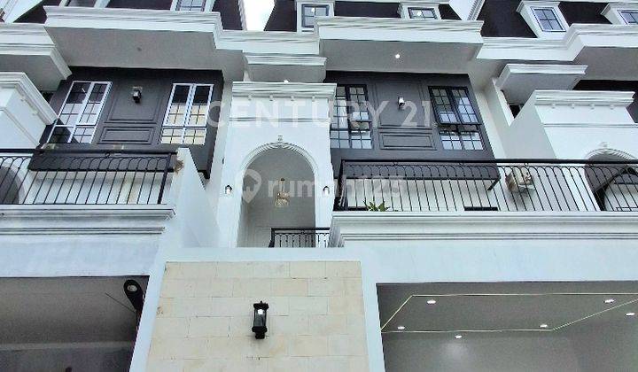 Rumah Mewah American Modern Classic Lift Dekat Al Azhar 2 - 7682 1