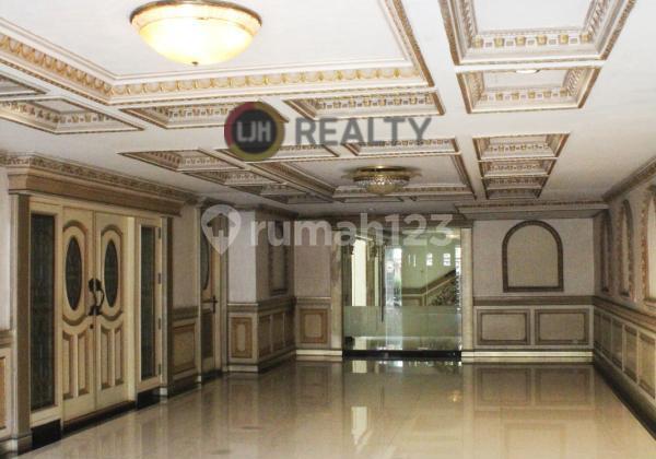 Rumah Super Mewah Desain Klasik di Villa Artha Gading Kelapa Gading Jakarta Utara  2