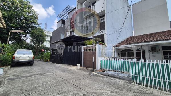 Rumah Disewakan di Gading Indah Utara Kelapa Gading Jakarta Utara Harga Murah 2