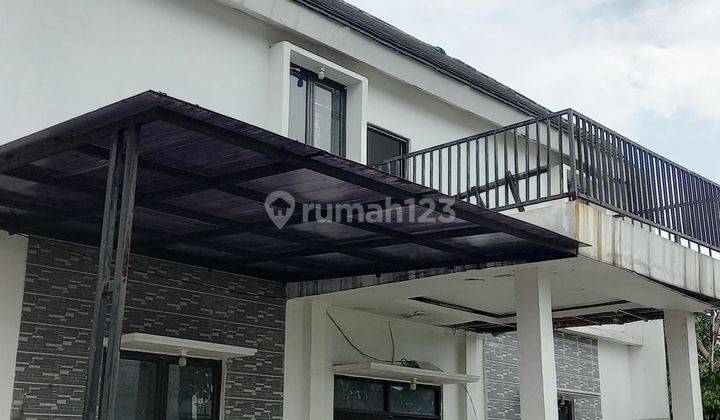 Rumah Lokasi Strategis Dekat Pusat Kota Harga Nego!  1