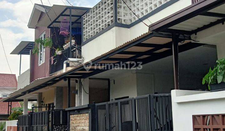 Rumah Dijual 2 Lantai Strategi Dekat Pusat Kuliner Harga Nego  1